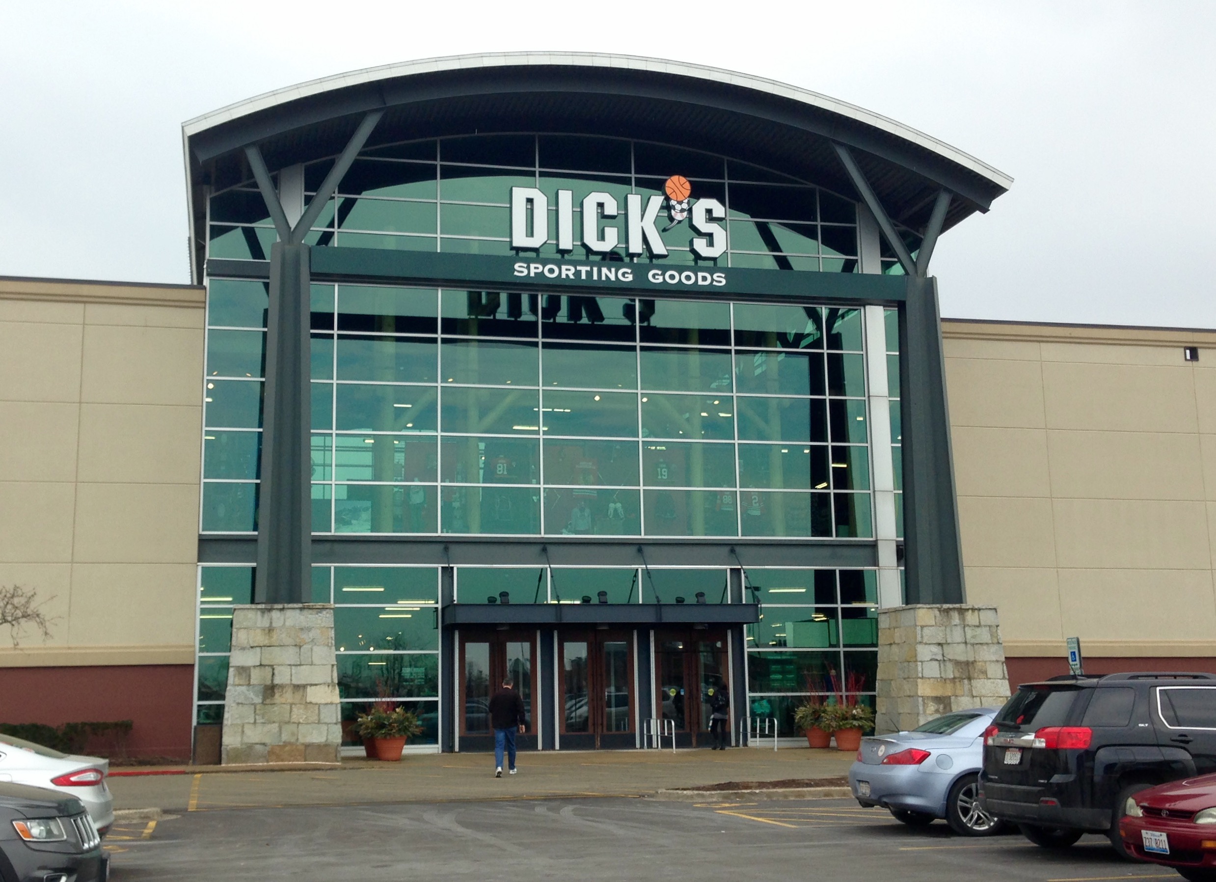 Mild winter chills Dick's Sporting Goods earnings Medill Reports Chicago
